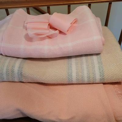 Blankets and Throws in Pink and Cream Vintage 3 Pc Lot
