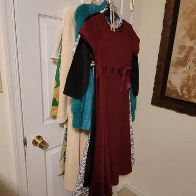 Women's Clothing Sz XS-S 10 Pc Lot Vintage - See Photos for Details