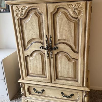 Sale Photo Thumbnail #29