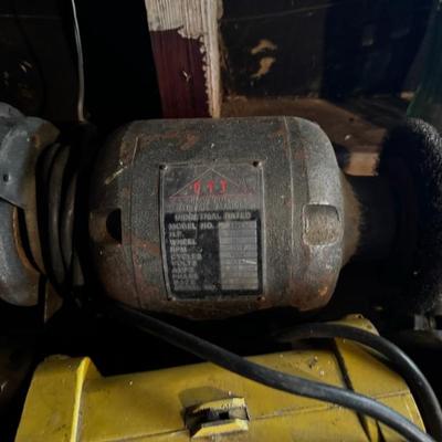 Sale Photo Thumbnail #97