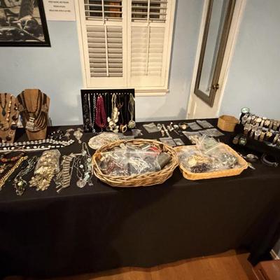 Sale Photo Thumbnail #113