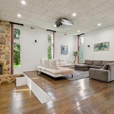 Sale Photo Thumbnail #6