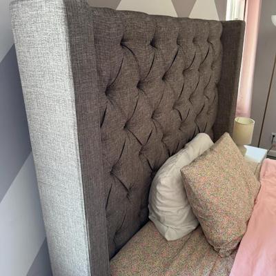 Sale Photo Thumbnail #125