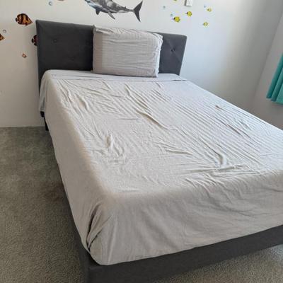 Sale Photo Thumbnail #122