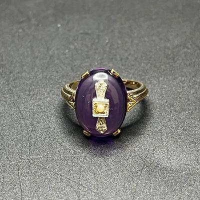 9K (375) Gold Art Deco Ring with Amethyst Cabochon