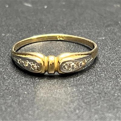 14k Bow Gold Ring with Small Diamonds, Vintage