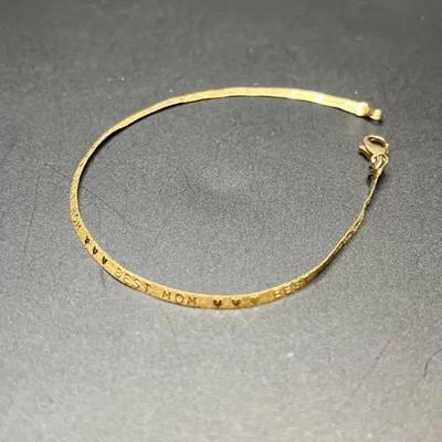 “Best Mom” Herringbone 14k Gold Heart Bracelet 7” L