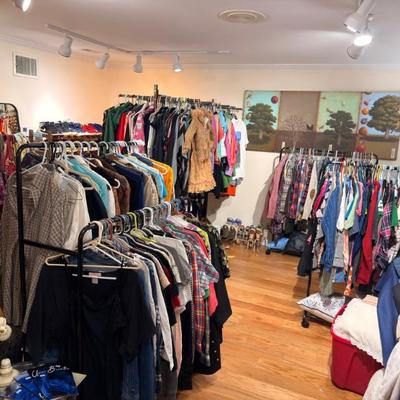 Sale Photo Thumbnail #133