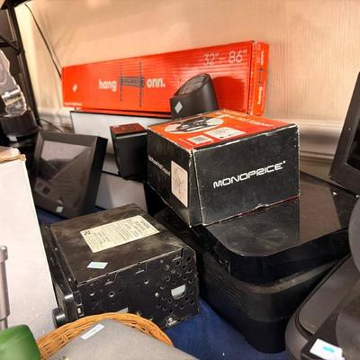 Sale Photo Thumbnail #202