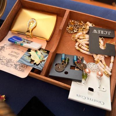 Sale Photo Thumbnail #14