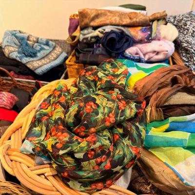 Sale Photo Thumbnail #154