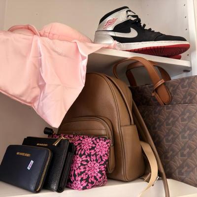 Sale Photo Thumbnail #259