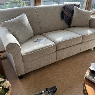 Sale Photo Thumbnail #28