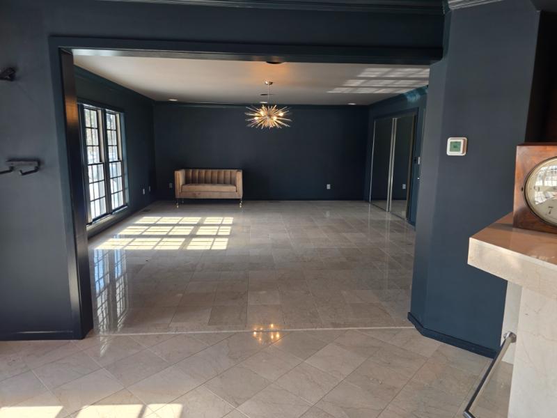 Sale Photo Thumbnail #8