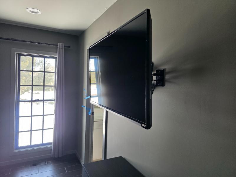 Sale Photo Thumbnail #14