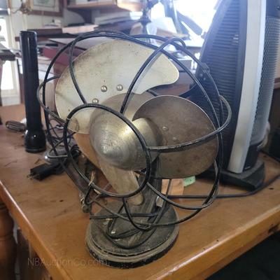 Sale Photo Thumbnail #14