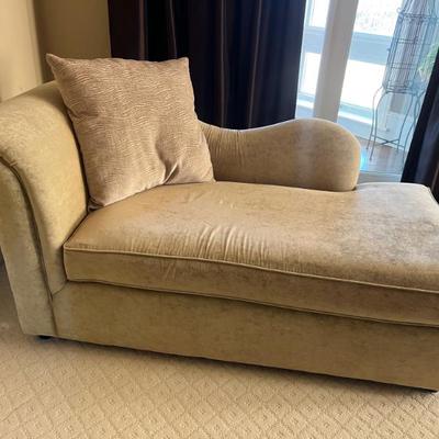 Sale Photo Thumbnail #118