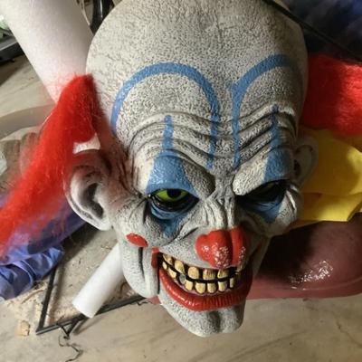 Sale Photo Thumbnail #235: $140 10ft Looming Clown archway 