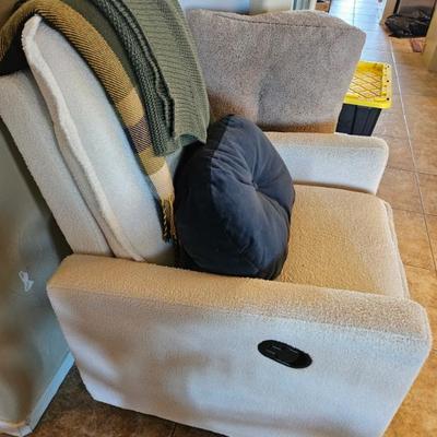 Sale Photo Thumbnail #51