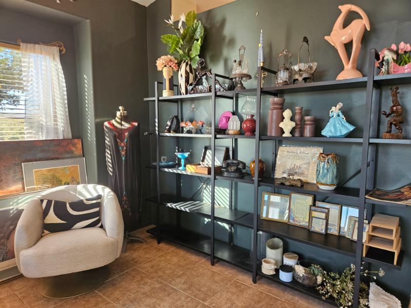 Sale Photo Thumbnail #112