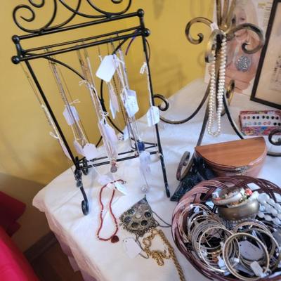 Sale Photo Thumbnail #237