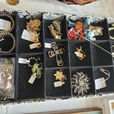 Sale Photo Thumbnail #233