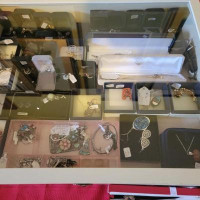 Sale Photo Thumbnail #219