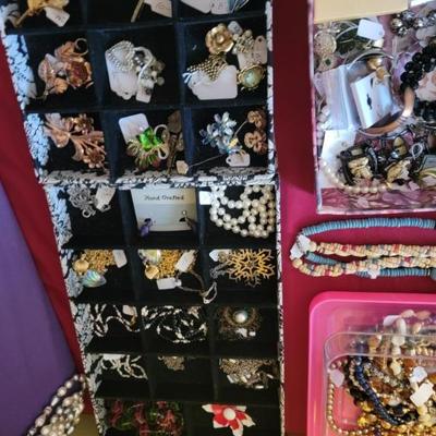 Sale Photo Thumbnail #227