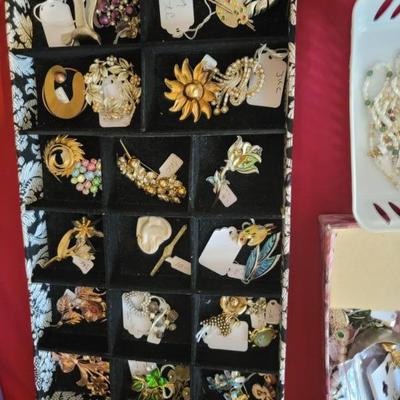 Sale Photo Thumbnail #226