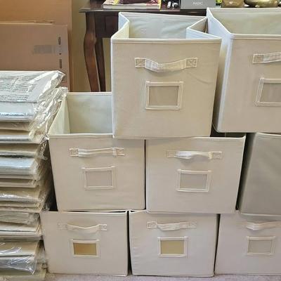 25 Cubicles, Instructions & Parts