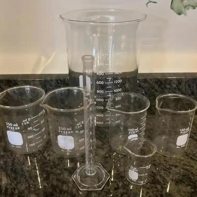 Beakers & Graduated Cylinder