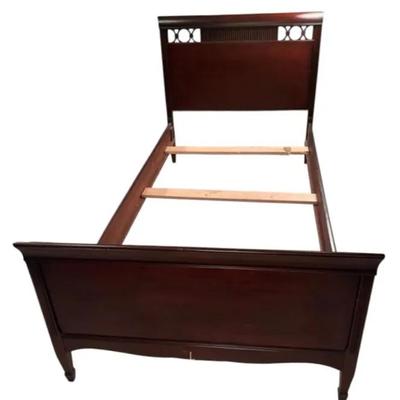 Antique Twin Sleigh Bed Frame - Lot 1