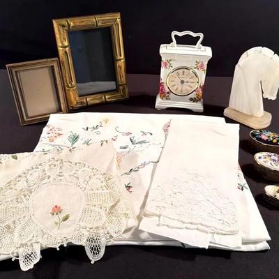 Onyx Horse Figurine, Unique Linen, Pill Boses & Clock