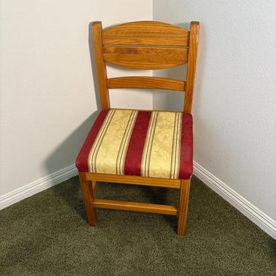 Accent Chair