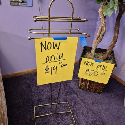 Sale Photo Thumbnail #16