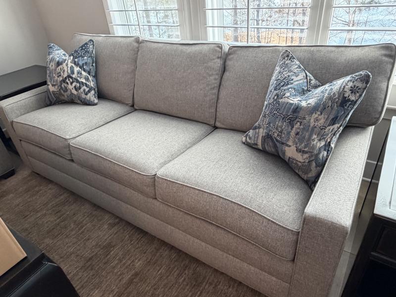 Sale Photo Thumbnail #19