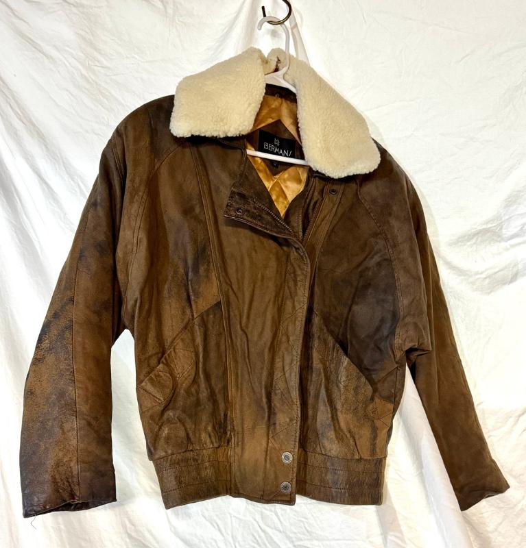 Sale Photo Thumbnail #11