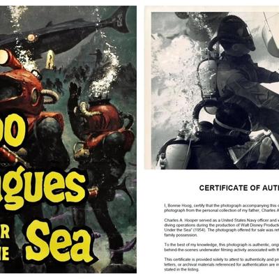 Disney's 20,000 Leagues Under the Sea – Original 1954 Underwater Production Photo - Camera Crew