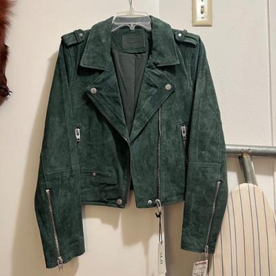 Sale Photo Thumbnail #113