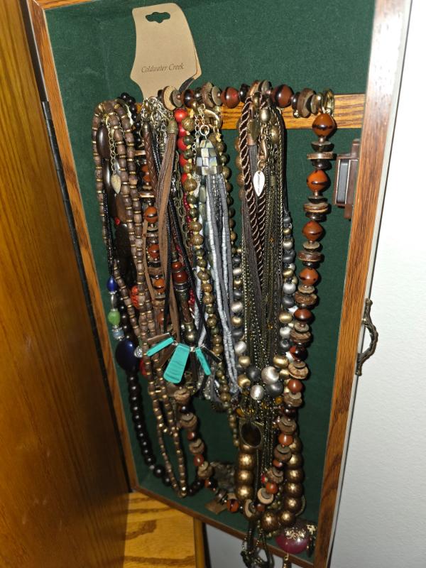 Sale Photo Thumbnail #217