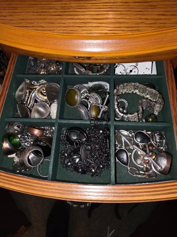 Sale Photo Thumbnail #218