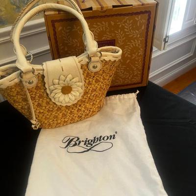 Sale Photo Thumbnail #36