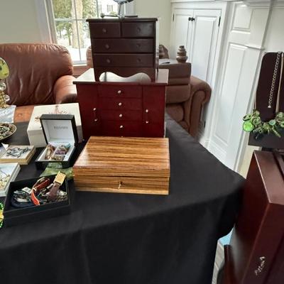 Sale Photo Thumbnail #211