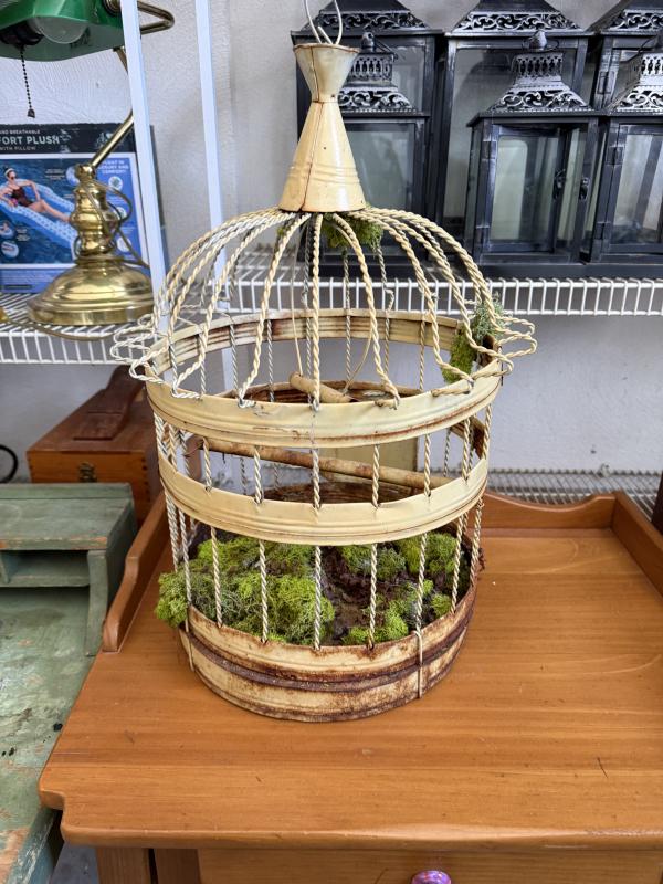 Sale Photo Thumbnail #305