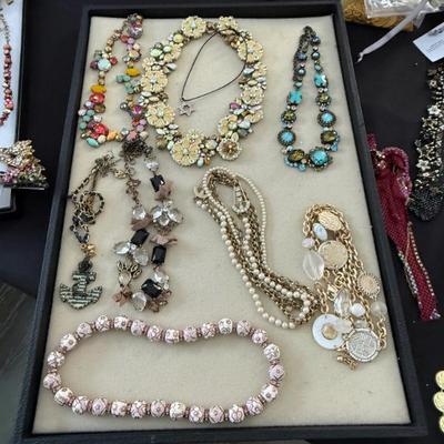 Sale Photo Thumbnail #213