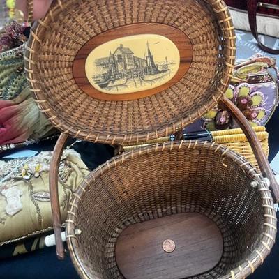 Sale Photo Thumbnail #77