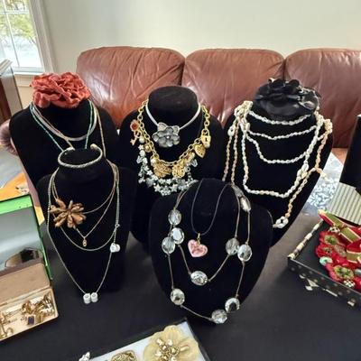 Sale Photo Thumbnail #215