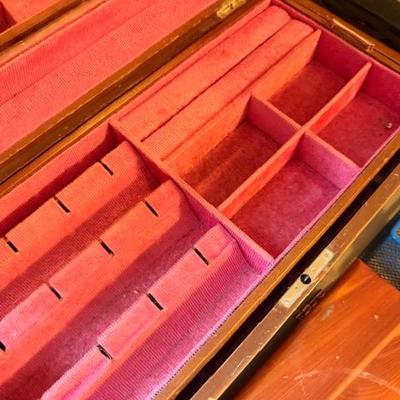 Sale Photo Thumbnail #71