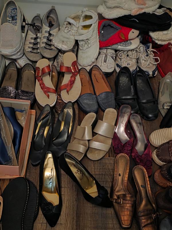 Sale Photo Thumbnail #128