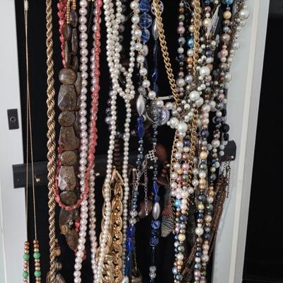 Sale Photo Thumbnail #44